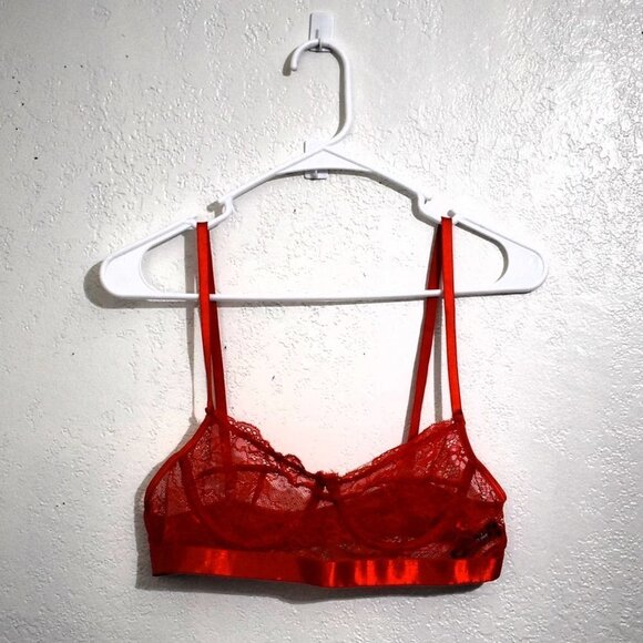 PrettyLittleThing Sz L Lace Underwire Unlined Bra Red Sexy - Picture 1 of 15